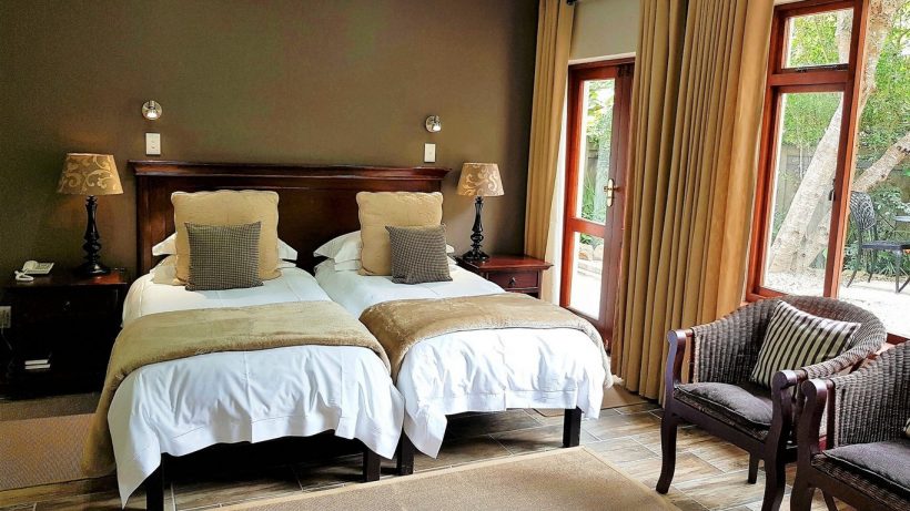 10._Room_1_Garden_Room.jpg.1366x768_q85_crop_upscale 10._Room_1_Garden_Room.jpg.1366x768_q85_crop_upscale