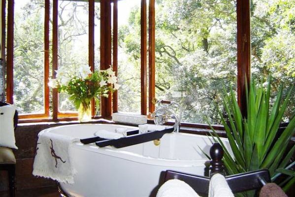 296_narina_bathroom_dullstroom_thb 296_narina_bathroom_dullstroom_thb