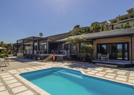 THEBLOEM Guest Suites