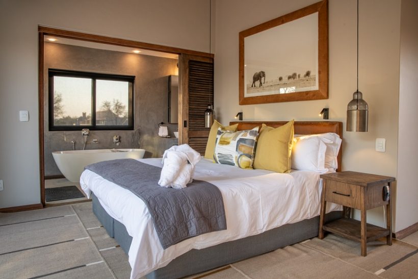 Africa Photographic-Francois van Zyl-Wedding Portrait Photographer-Wildlife Photographic guide-South Africa, DS2_1126-HDR