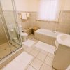 Dolphin-b-room_8739