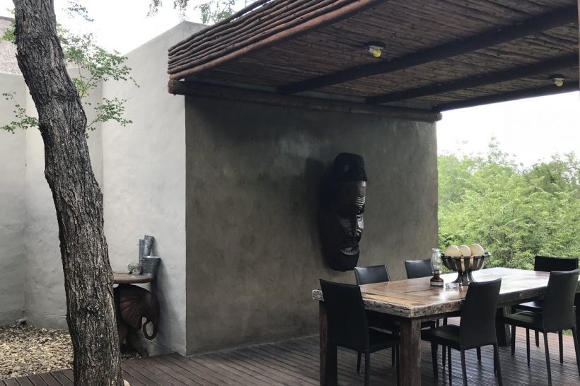 LEADWOOD_LODGE_1_OPEN_AIR_DINING_AREA.jpg.1366x768_q85_crop_upscale