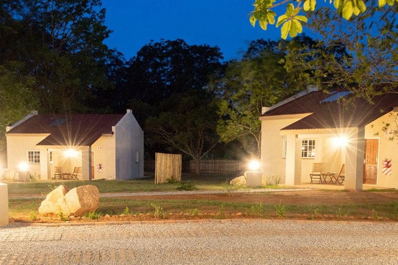 Lodge-Suites-Early-Evening.png.1366x768_q85_crop_replace_alpha-#ffffff_upscale.jpg.enhanced