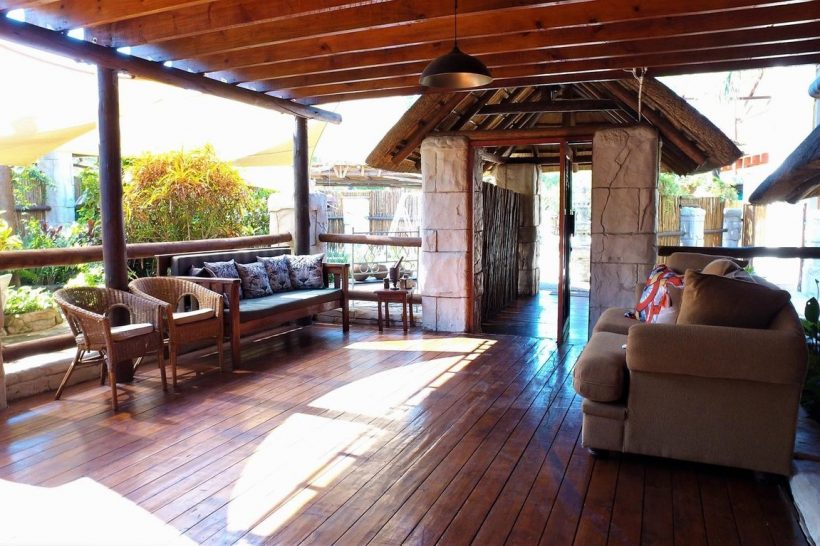 Lounge1.jpg.1366x768_q85_crop_upscale.jpg.enhanced