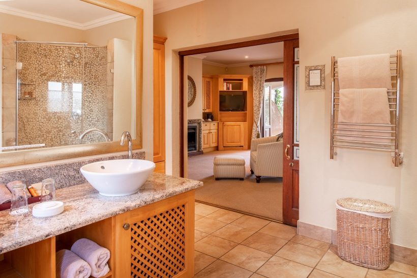 Luxury Room 06 -bathroom