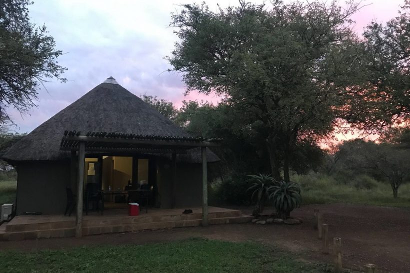 Nkonkoni-Fishing-Camp-chalet-sunset (1)