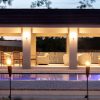 Pool-lapa-at-night
