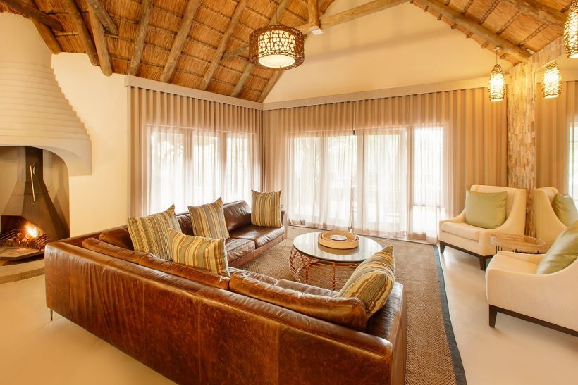 Tambuti-Lodge-Lounge