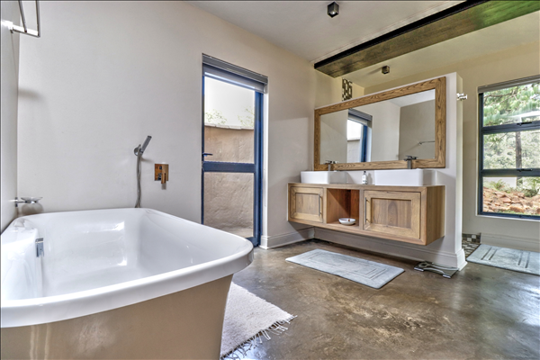 Whiskey-Creek_10_1_2_Interior-3-1 Whiskey-Creek_10_1_2_Interior-3-1