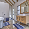 Whiskey-Creek_25_6_7_Interior-3 Whiskey-Creek_25_6_7_Interior-3