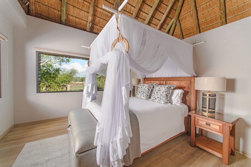 double_bed_for_luxury_family_rooms_-_river_lodge_-_2020_