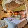 en suit luxury safari bedroom