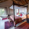 honeymoon-separate-buildings-2