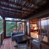 honeymoon-separate-buildings-6