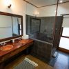 kingly_bathroom kingly_bathroom
