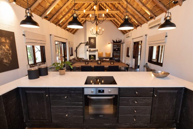 kingly_kitchen kingly_kitchen