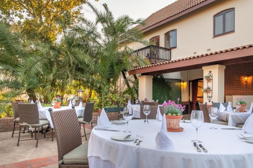 olivers-garden-verandah-02
