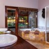 sabi-sand-inyati-lodge-bathroom